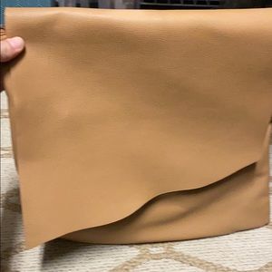 Crossbody without strap